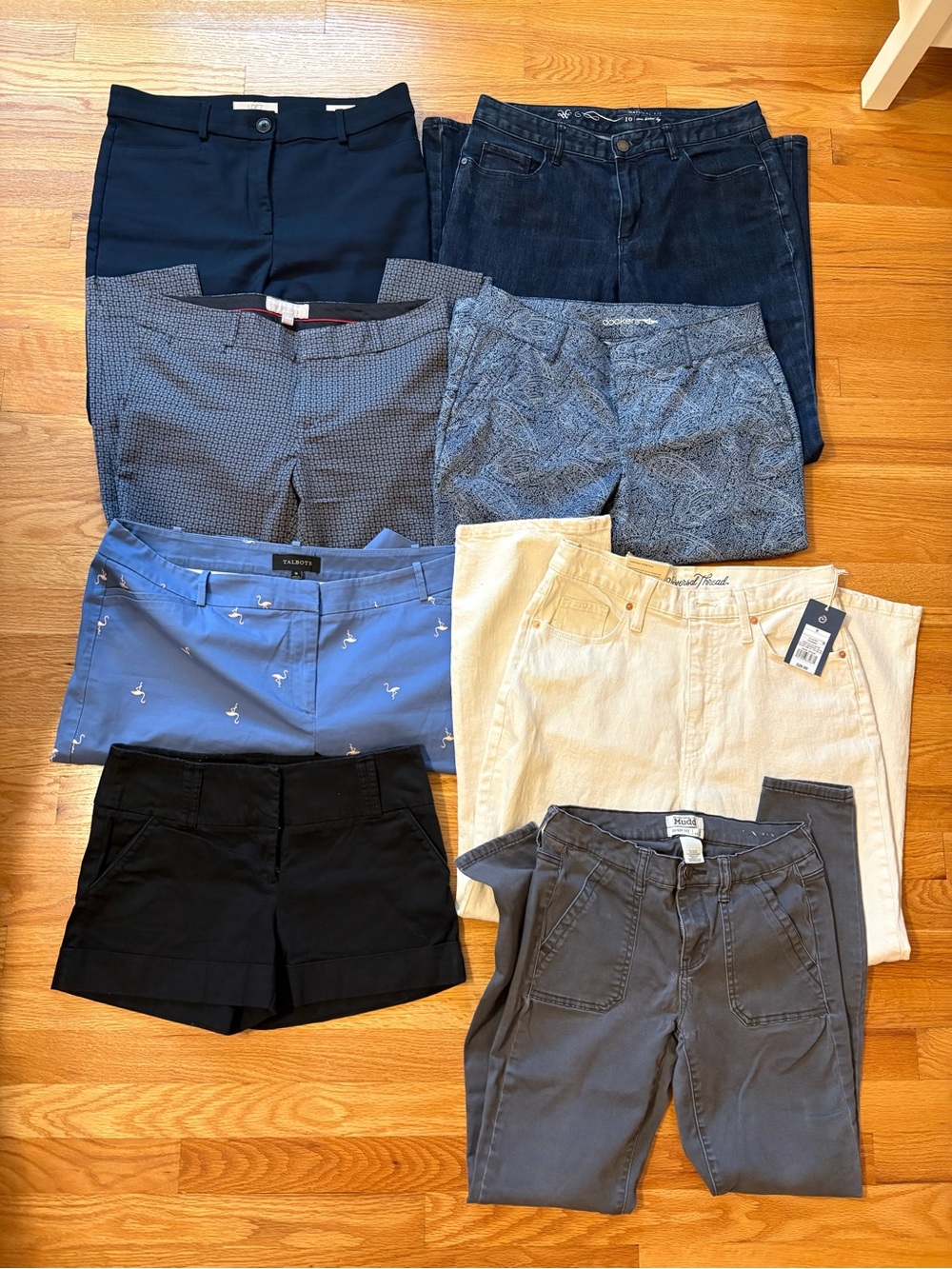 Women’s Pants Capris Shorts Resale Bundle Lot of 8 Varying Brands Sizes EUC NWT
